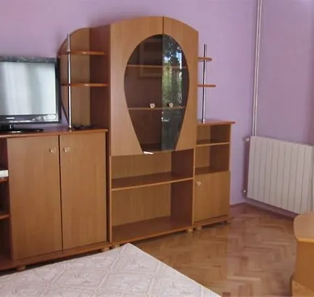 Mirela